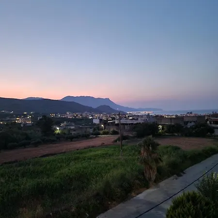 S N G/ View
